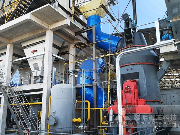 LM立式磨粉機(jī)生產(chǎn)現(xiàn)場