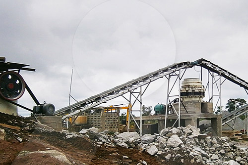 圓錐破碎機(jī)工作現(xiàn)場案例