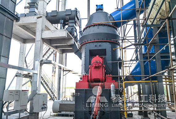 安徽客戶鵝卵石破碎生產(chǎn)線安裝中 時產(chǎn)8噸無煙煤磨粉生產(chǎn)線