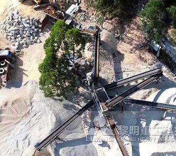 時(shí)產(chǎn)100噸花崗巖移動(dòng)破碎站